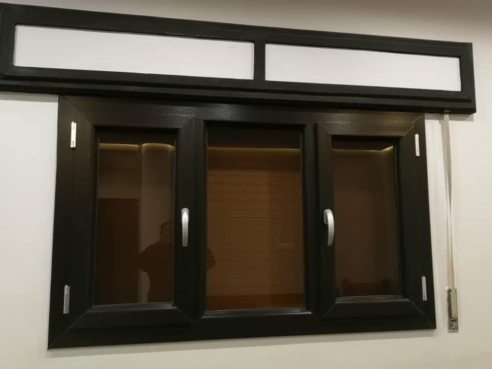 شبابيك الألمونيوم